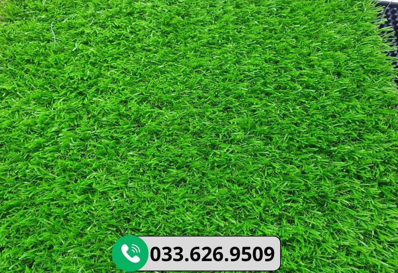 Mặt cỏ nhân tạo màu xanh non đẹp mắt