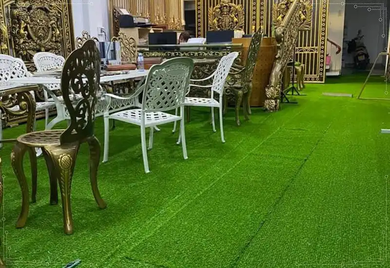 Cỏ nhân tạo giá rẻ làm showroom