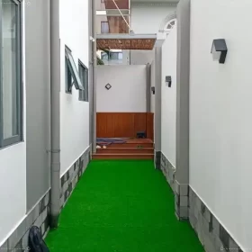 Một khoảng ban công nho nhỏ xanh mát