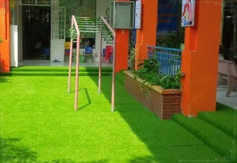 Cỏ nhân tạo trang trí đẹp mắt