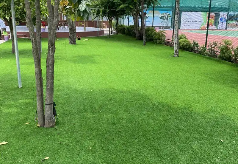 Thảm cỏ nhân tạo trải sân vườn