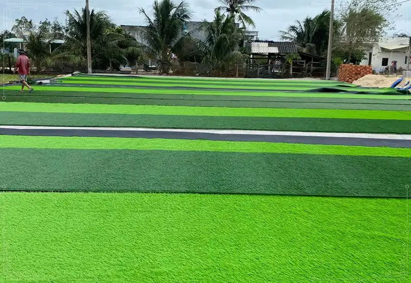 Thảm cỏ nhân tạo làm sân bóng đá