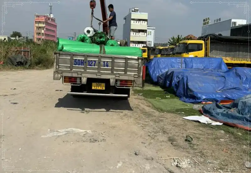 Cỏ nhân tạo giao hàng nhanh chóng, đáp ứng đủ số lượng lớn trong ngày