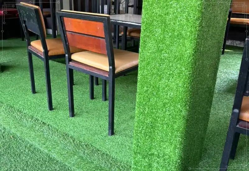 Cỏ nhân tạo trải, dán tường quán cà phê