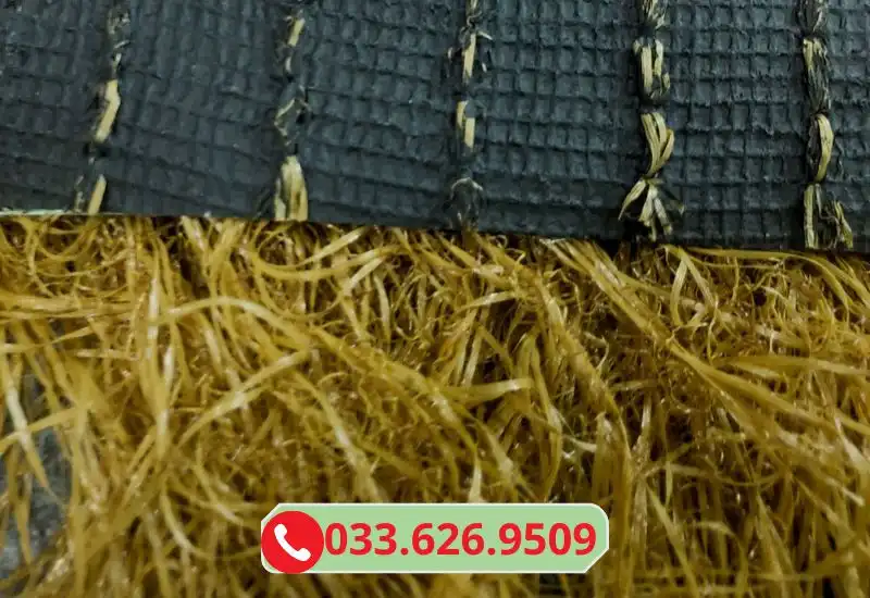 Mặt trước và sau của rơm nhân tạo