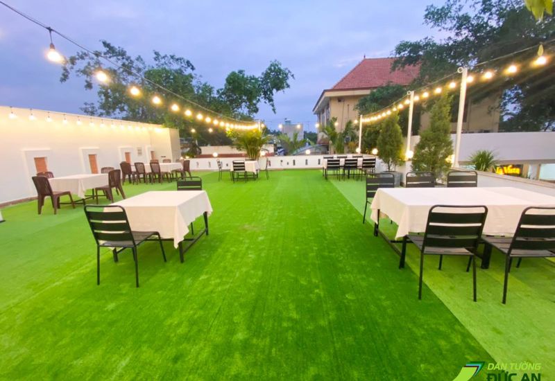 Các hội nghị, tiệc ngoài trời