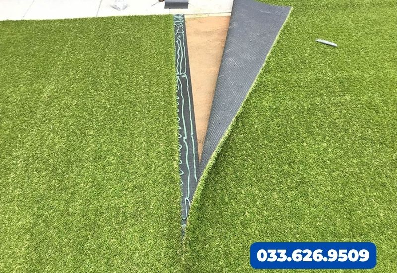 Dán cỏ nhân tạo bằng keo