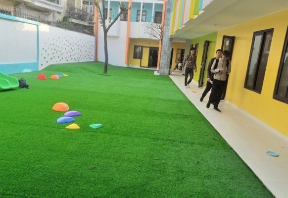 Thảm cỏ trải sàn giá rẻ ngoài trời