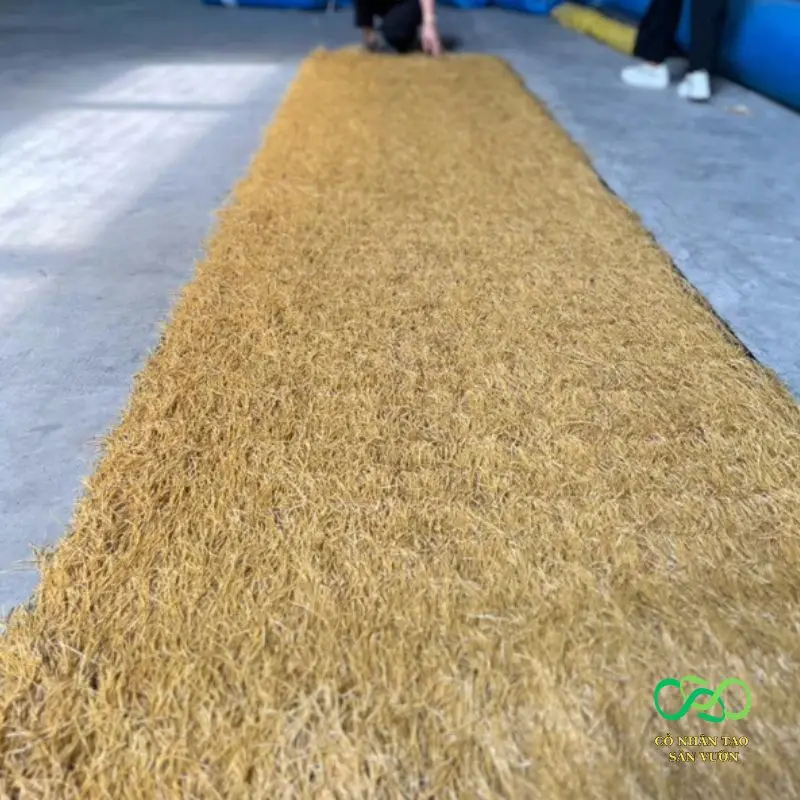 Thảm rơm khi trải rộng ra Thảm rơm khi trải rộng ra